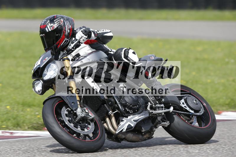/Archiv-2025/53 16.09.2025 Track Day Domi Aegerter ADR/Gruppe gelb/67
